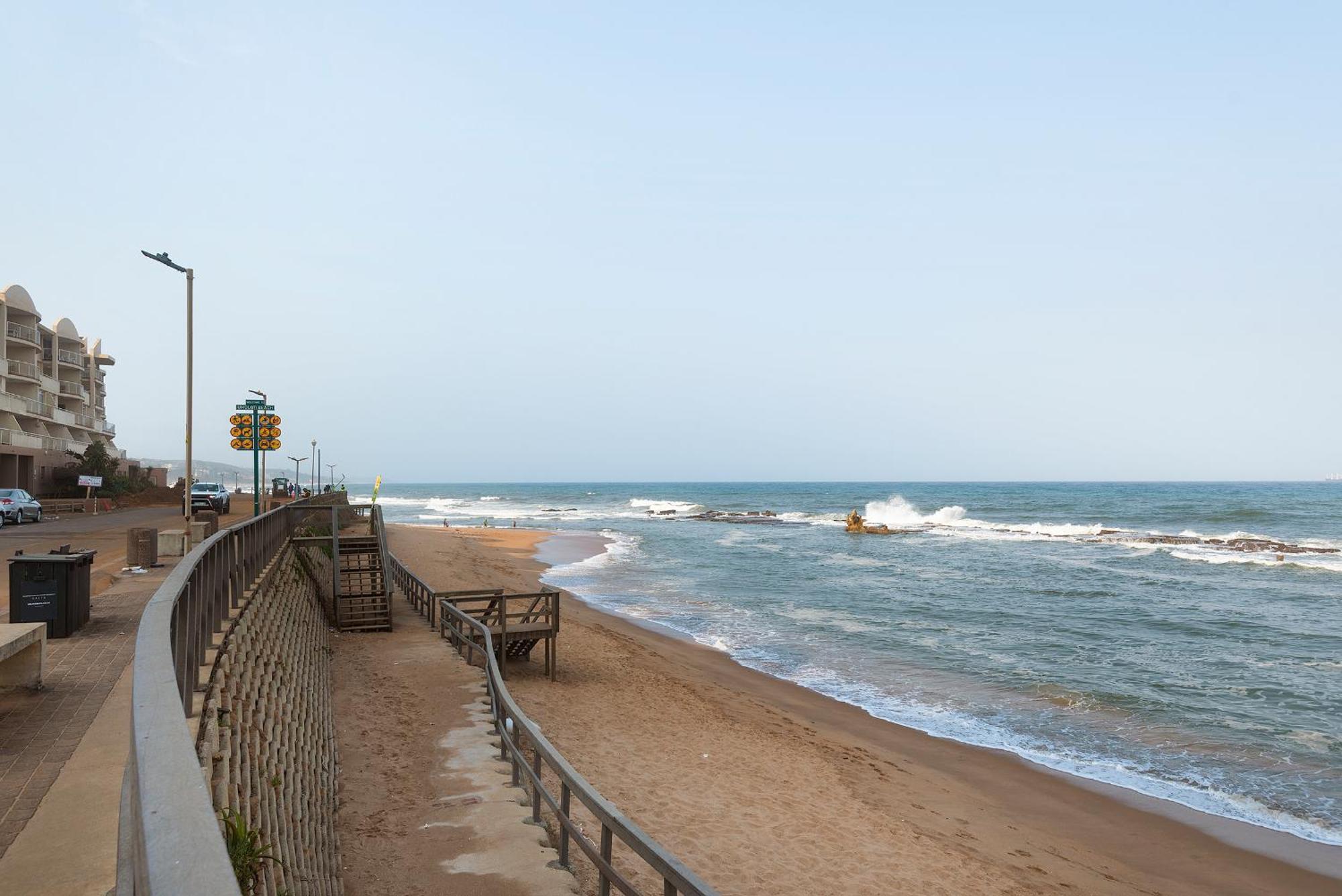 Escape To An Oceanview Vacation Home In Umdloti Beach エクステリア 写真